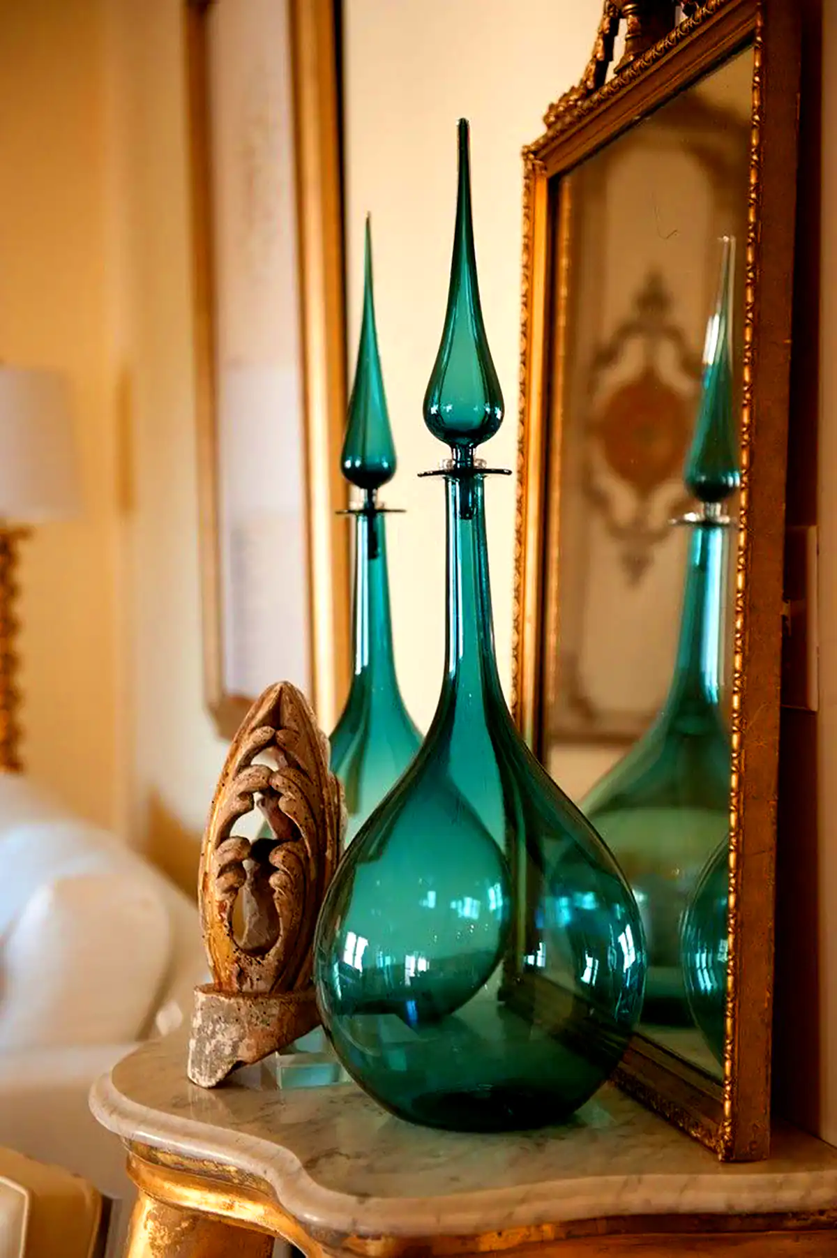 بطری رنگی شیشه ای