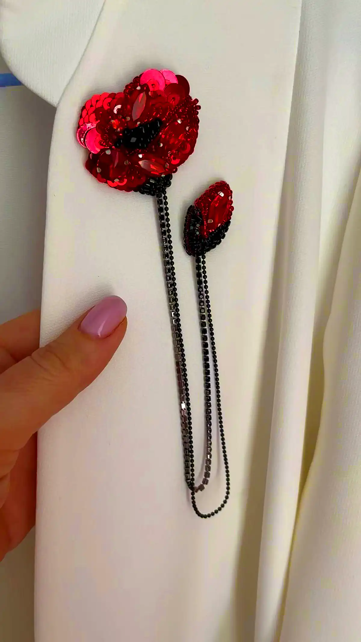 سنجاق سینه لاکچری و جذاب