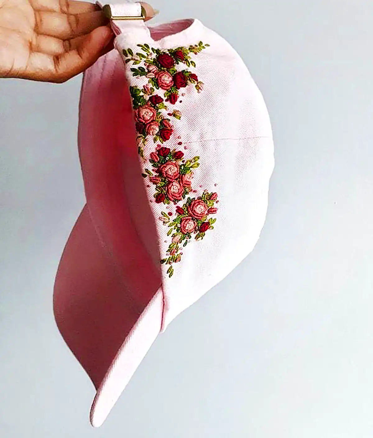 کلاه گلدوزی شده اسپرت