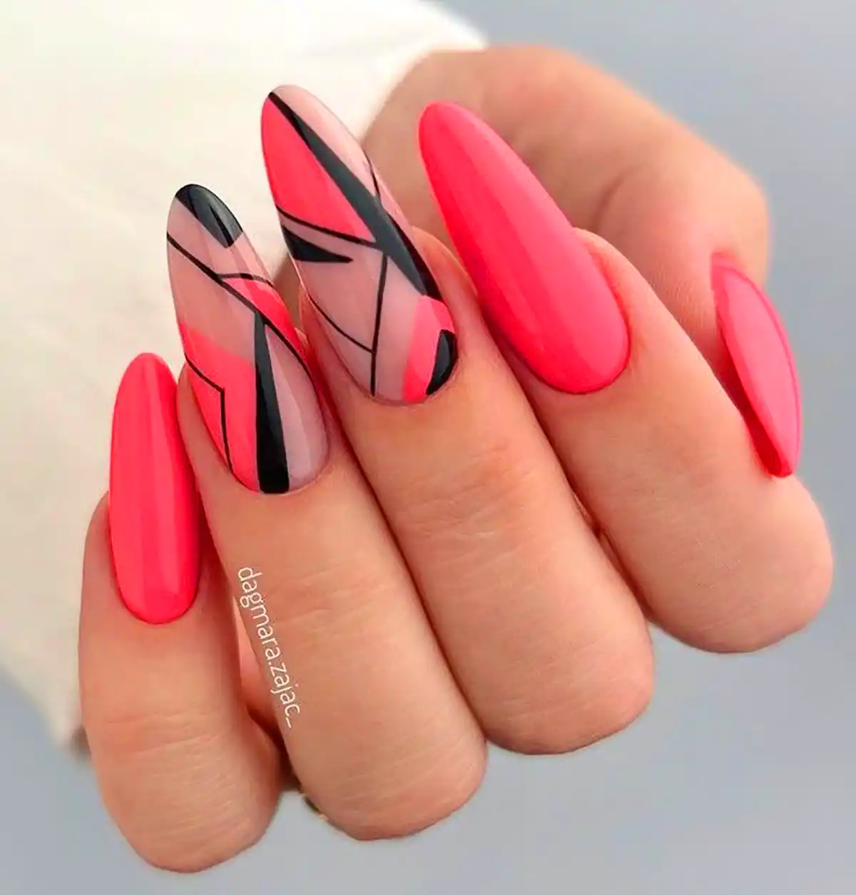 ناخن ژله‌ای بلند شیک