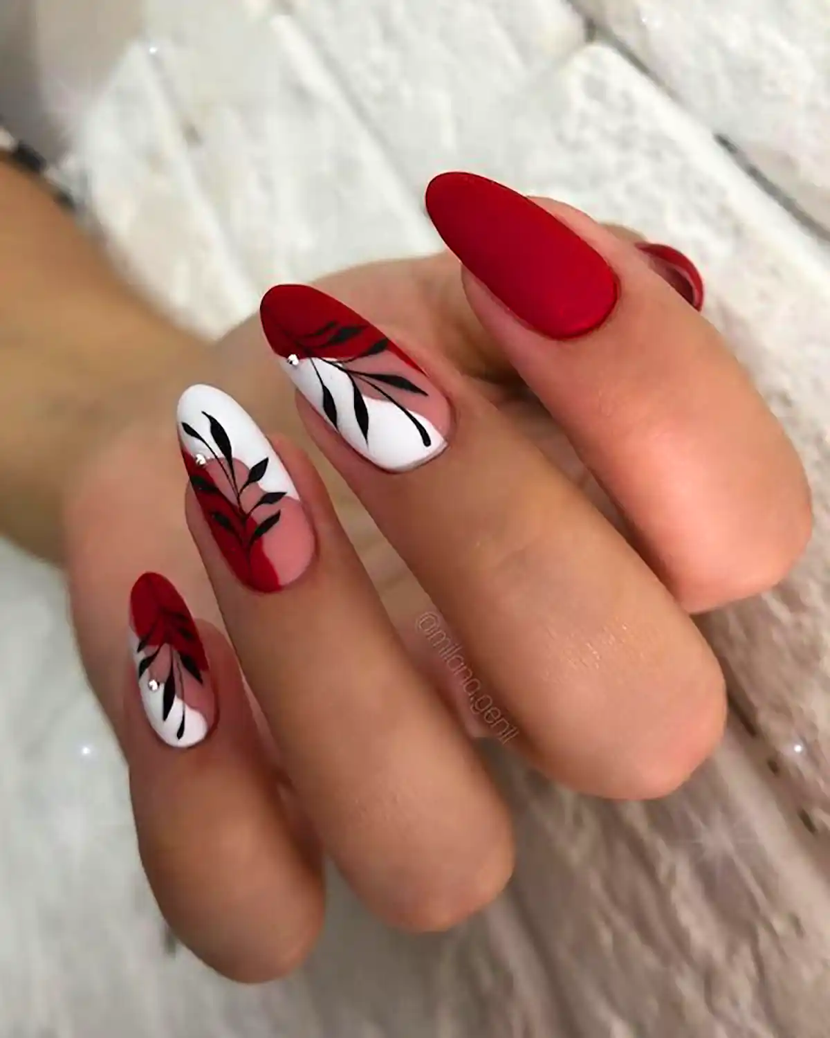 ناخن ژله‌ای بلند شیک