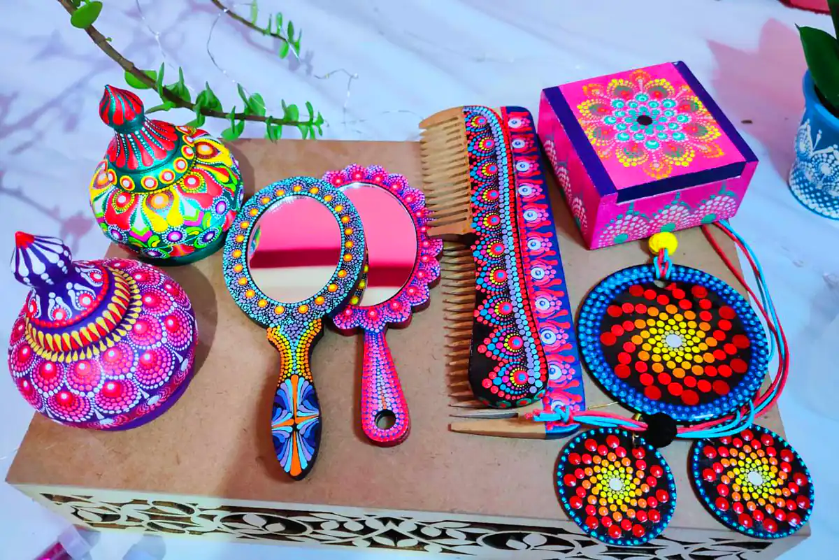 برس و آینه کار شده دستی