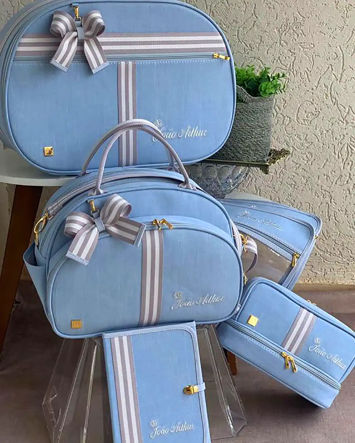 چمدان عروس شیک و ساده