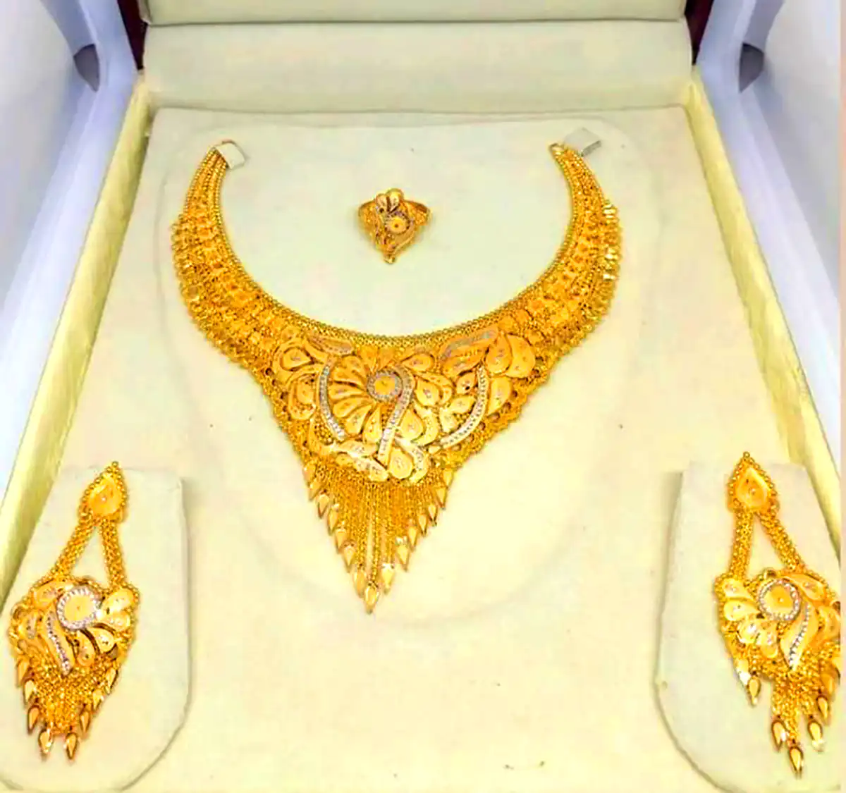 سرویس طلا نفیس عربی
