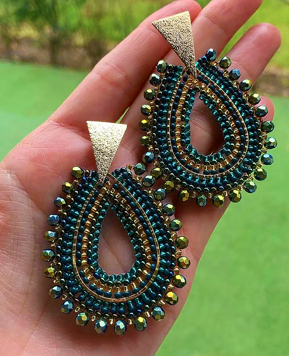گوشواره رنگی و خلاقانه مهره‌ای 