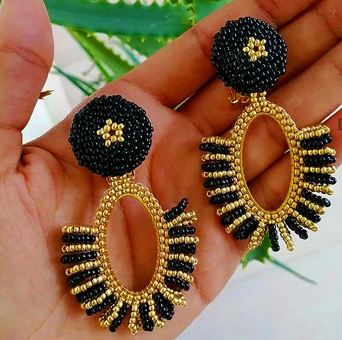 گوشواره رنگی و خلاقانه مهره‌ای 