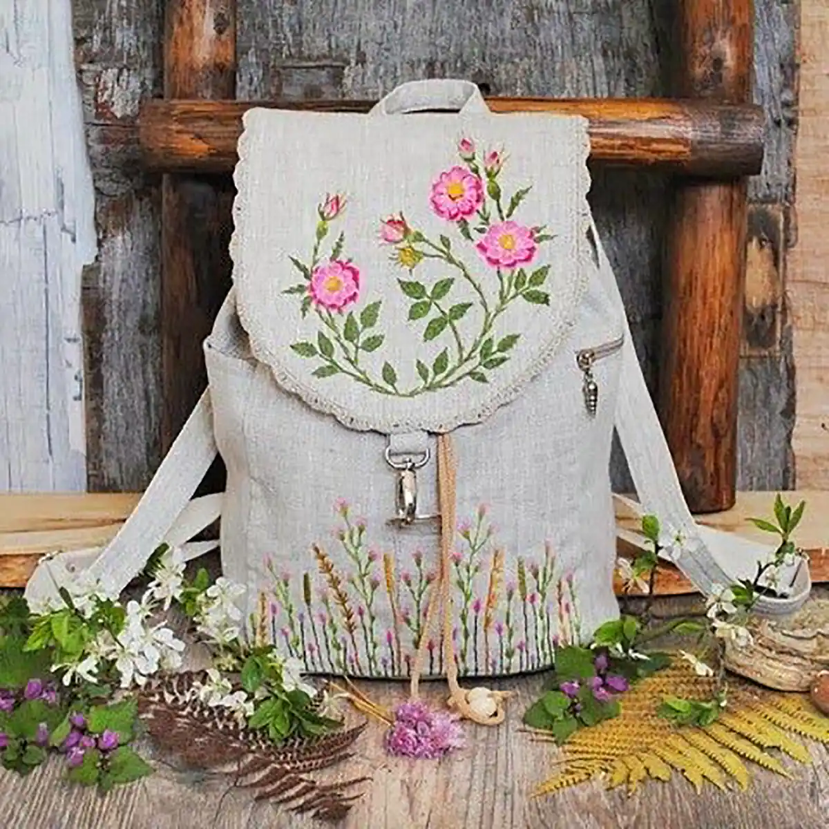 کوله پشتی کنفی گلدوزی شده