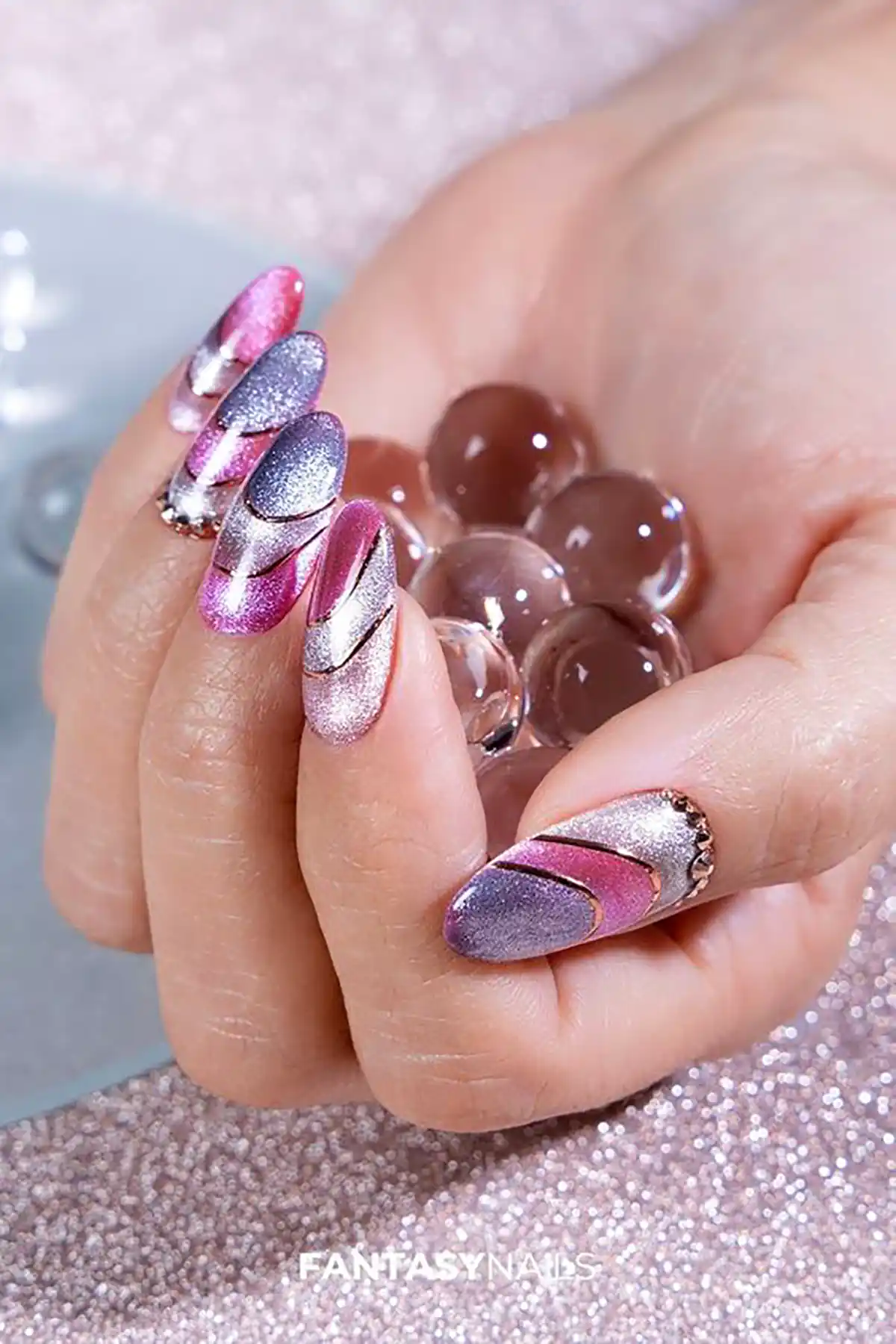 ژلیش خاص چشم گربه ای