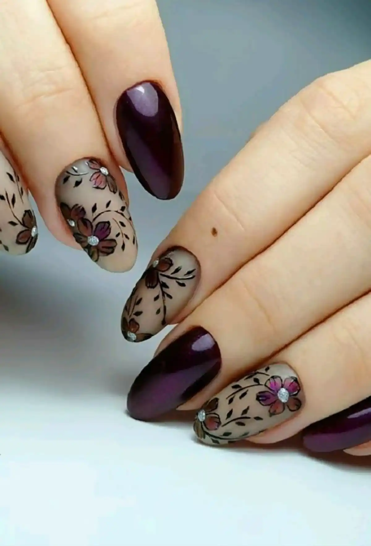 ژلیش ناخن گل دخترانه