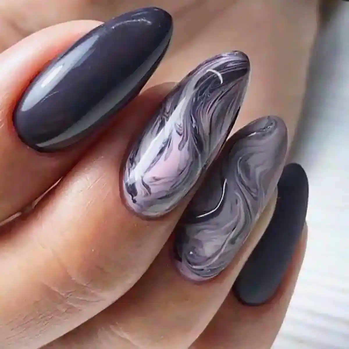 طراحی ناخن ماربل جذاب