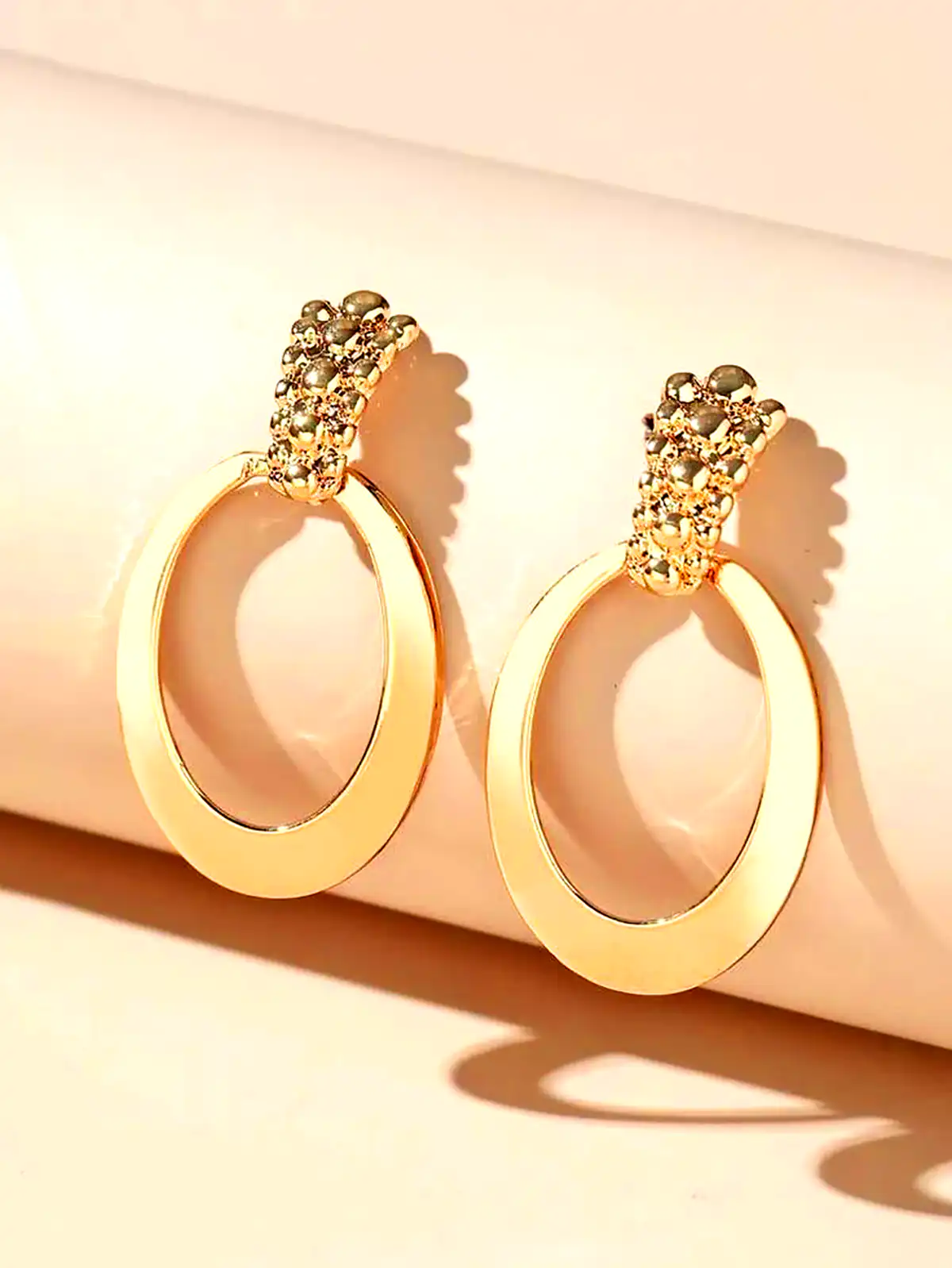 گوشواره حلقه‌ای ساده بزرگ