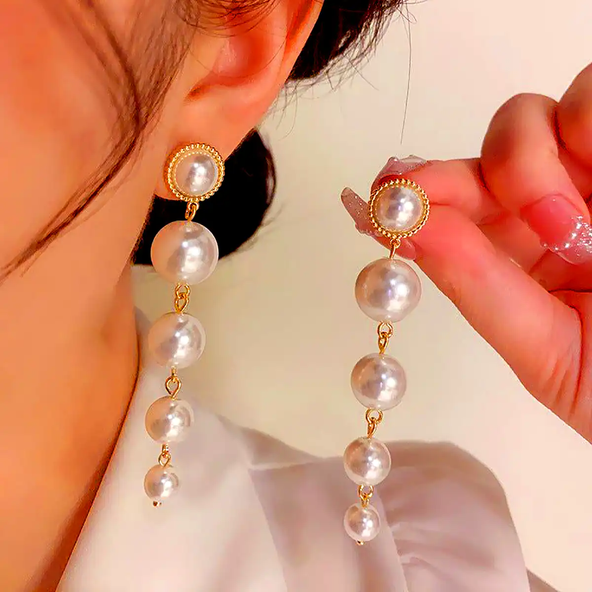 گوشواره مرواریدی کلاسیک