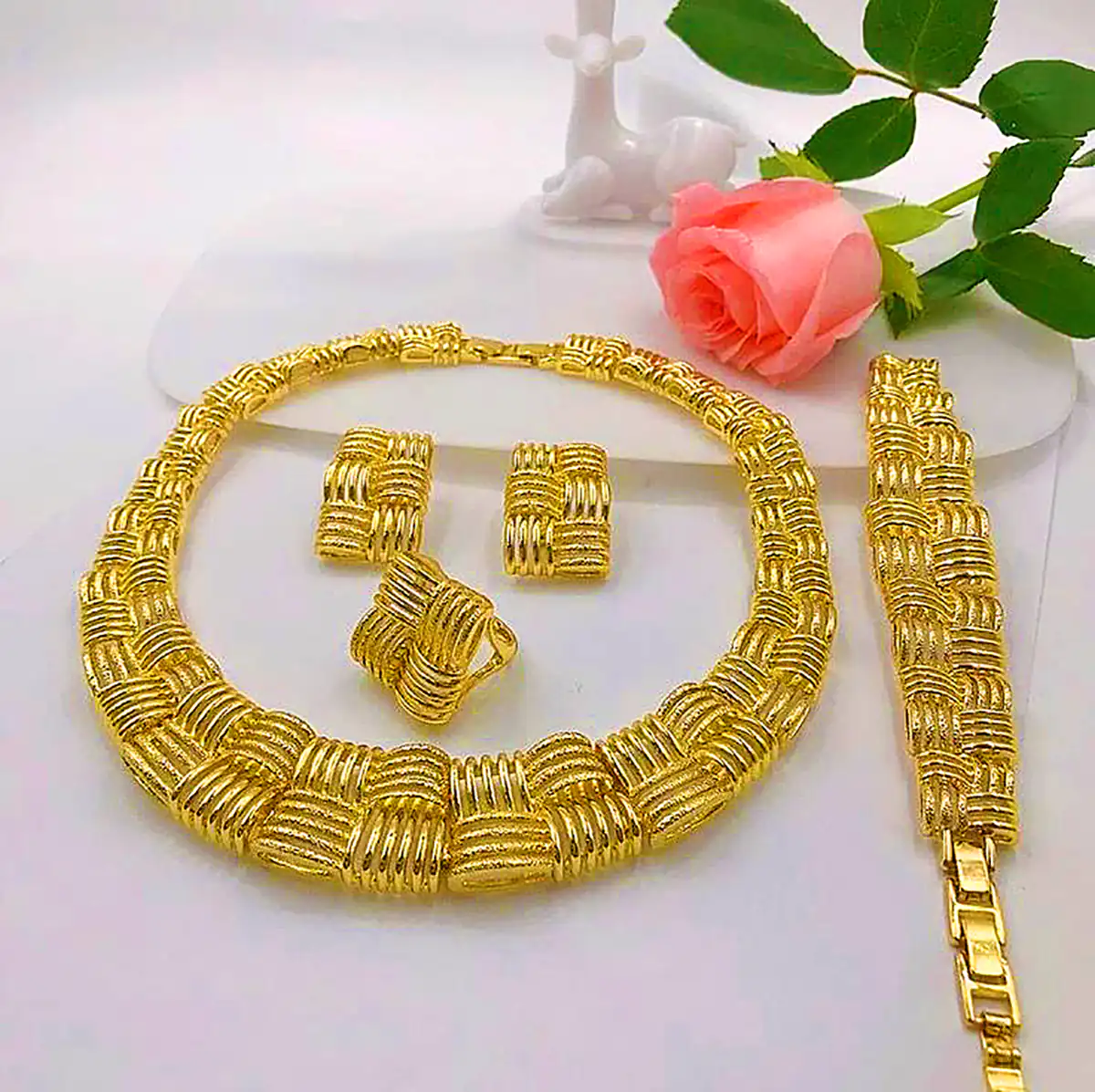 جواهرات لاکچری و خاص زنانه