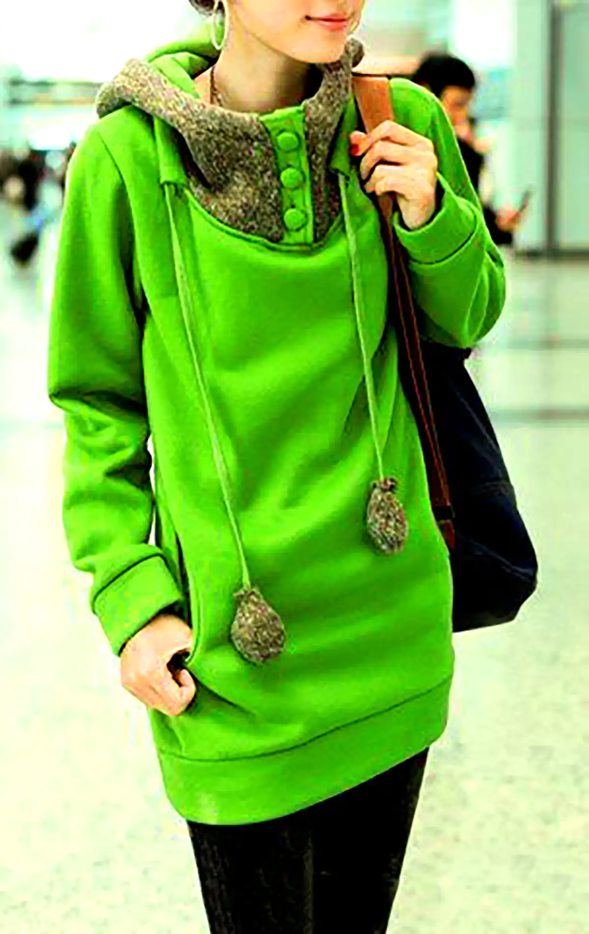 هودی دخترونه پشمی