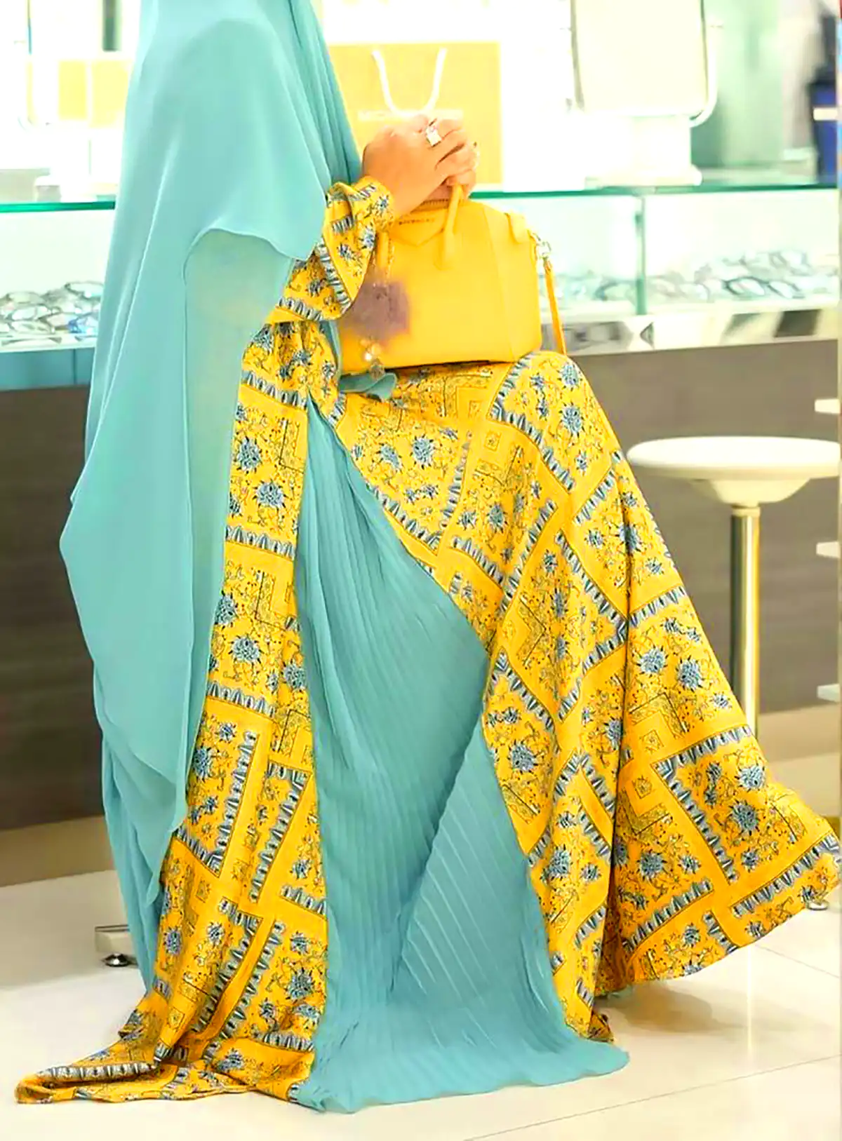 مانتو عبایی شیک رنگی