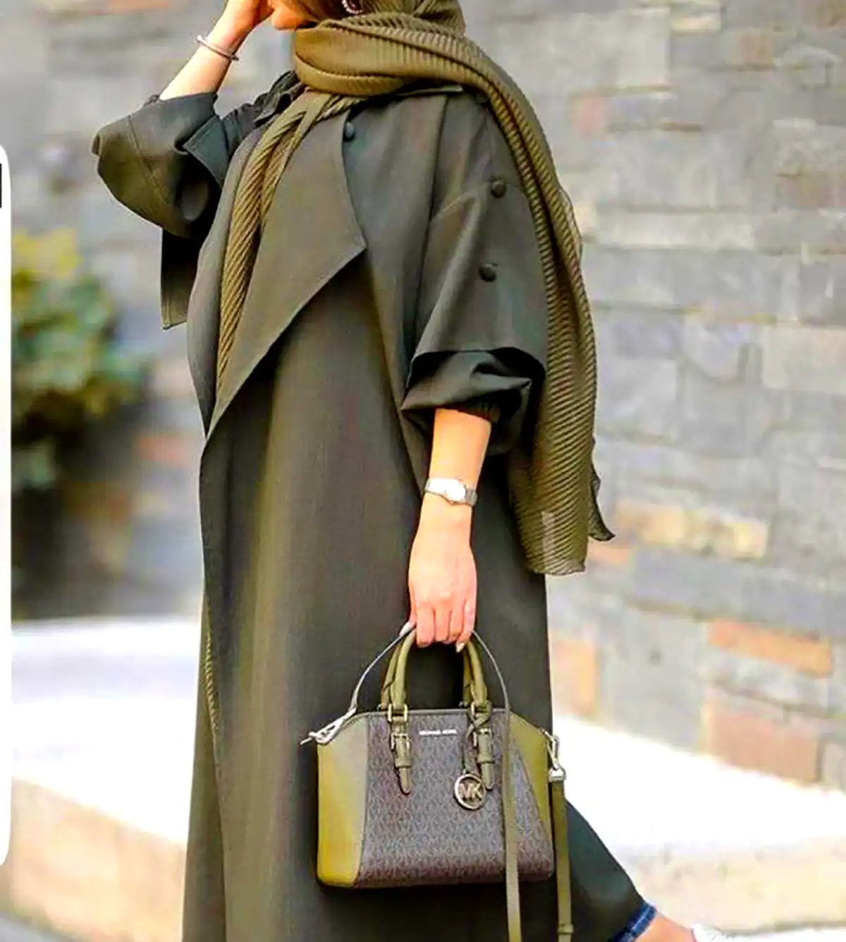 مانتو شیک نخی
