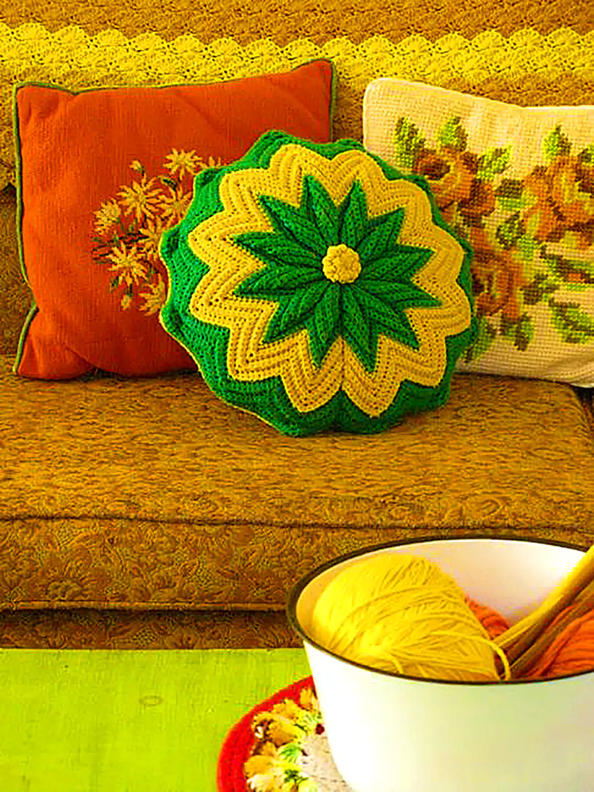 کوسن هنری و زیبا بافتنی