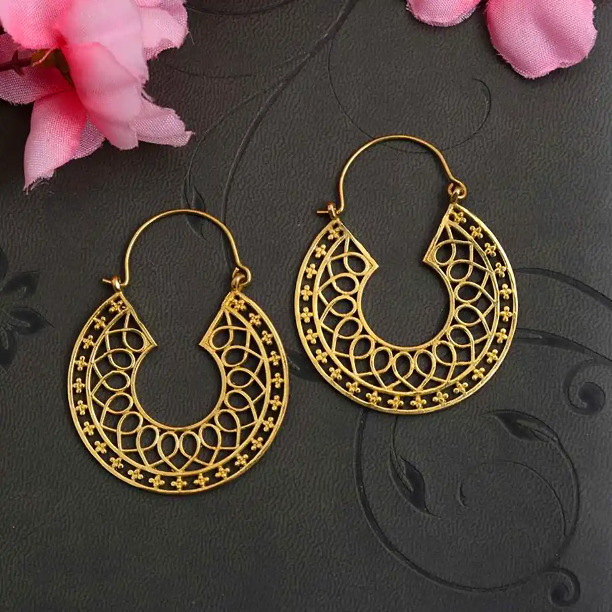 گوشواره حلقه‌ای قبیله‌ای