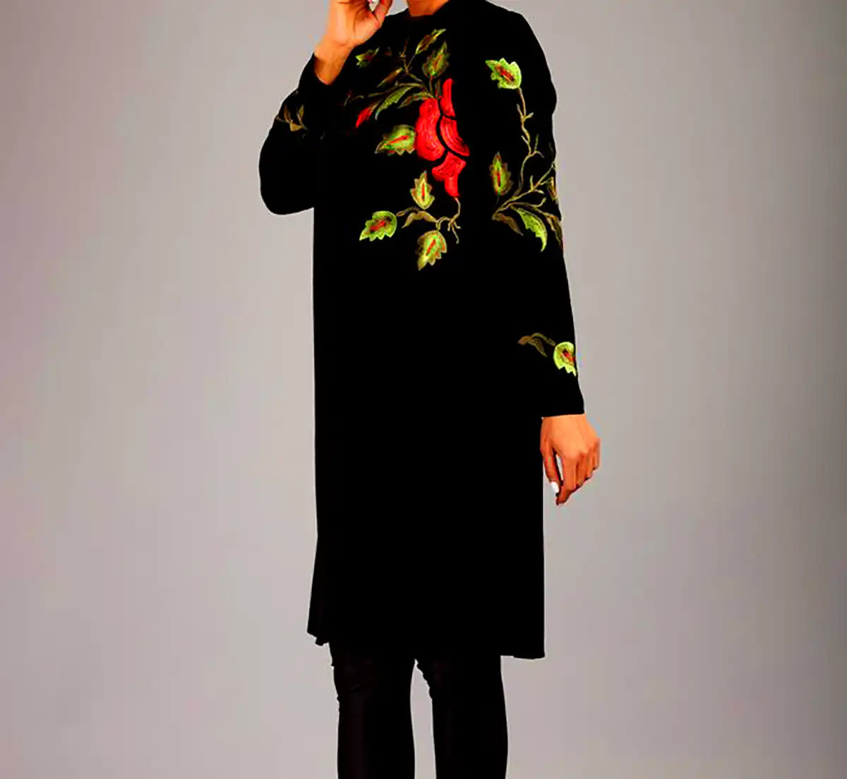 مانتو طرحدار زنانه