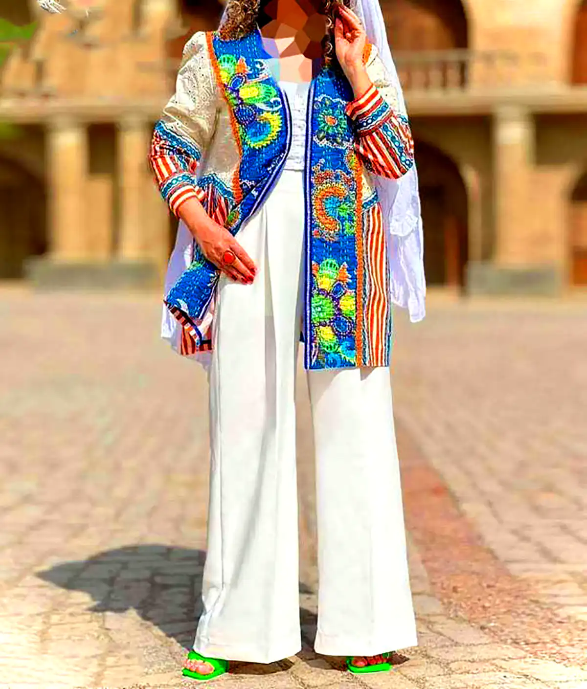 مانتو شاد سنتی