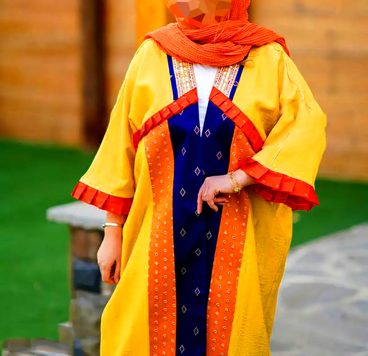مانتو شاد سنتی
