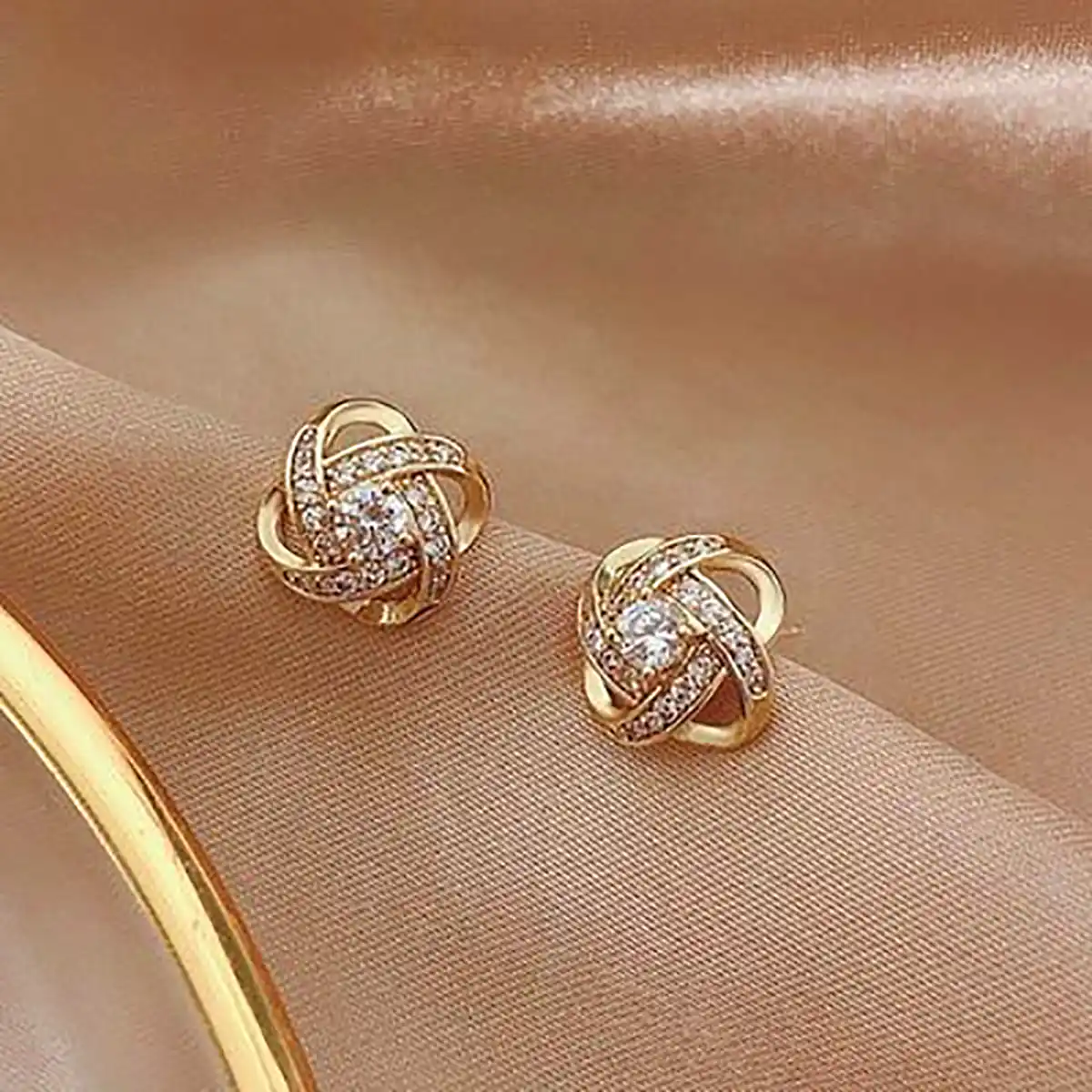 گوشواره ژوپینگ طلای لوکس