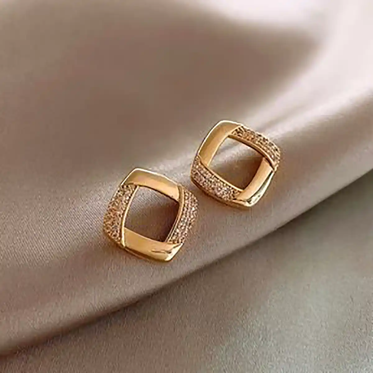 گوشواره ژوپینگ طلای لوکس