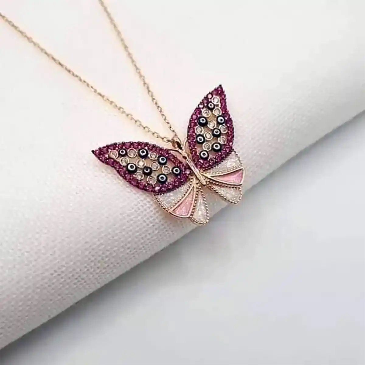 گردنبند پروانه ای زیبا و خاص