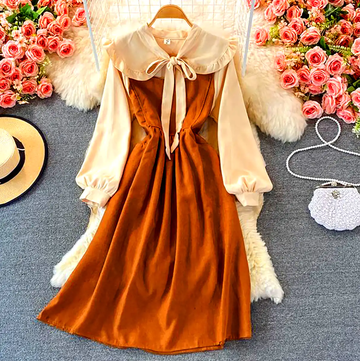 پیراهن قهوه ای چین دار