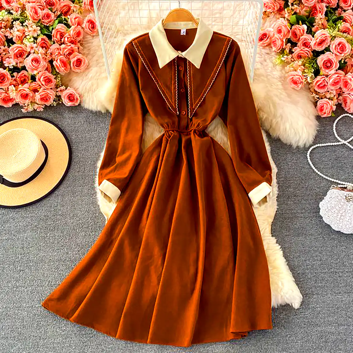 پیراهن قهوه ای چین دار