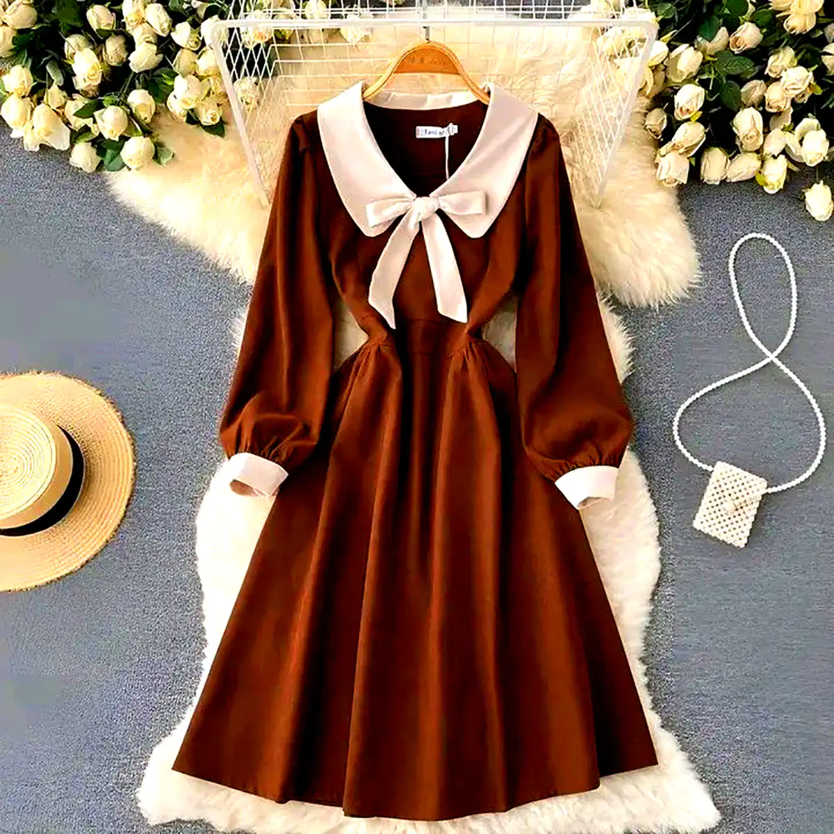 پیراهن قهوه ای چین دار