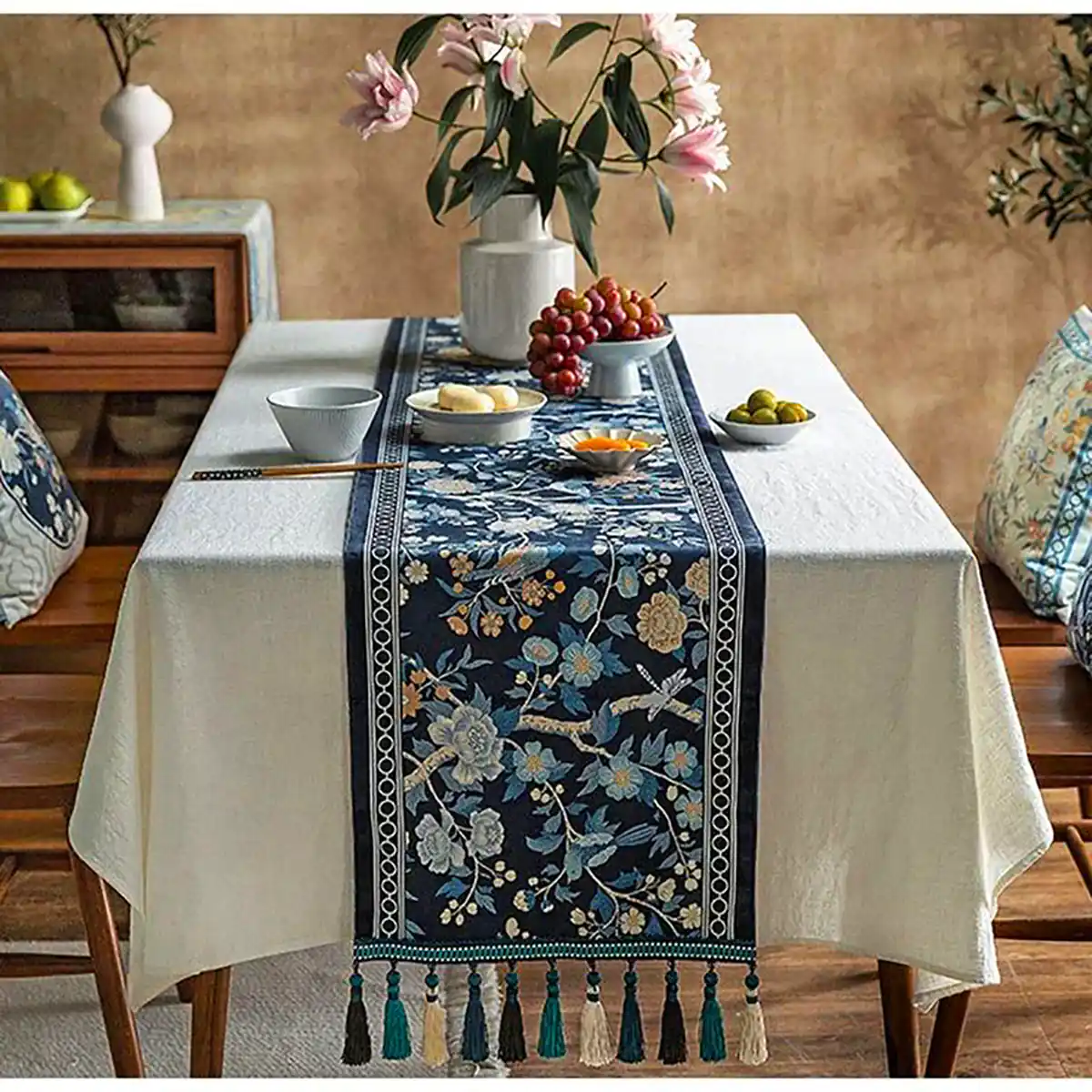 رومیزی پارچه‌ای شیک و زیبا 