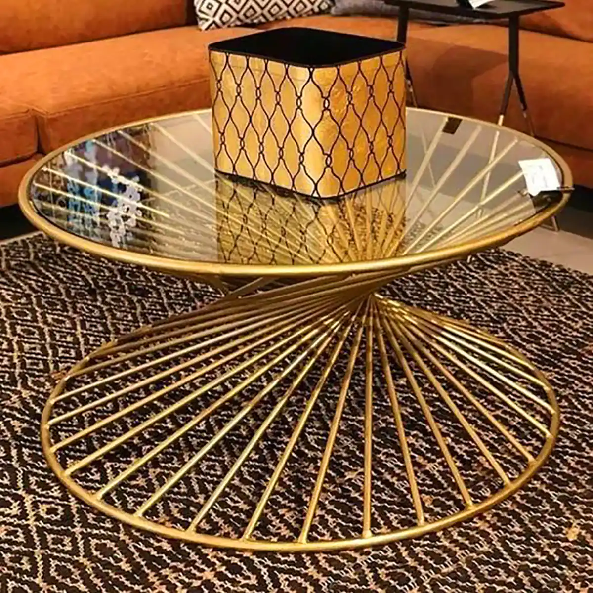 میز عسلی پایه طلایی