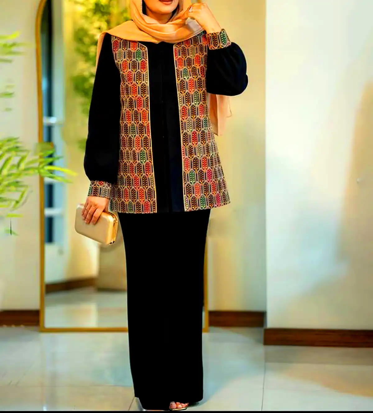 مانتو طرحدار زنونه