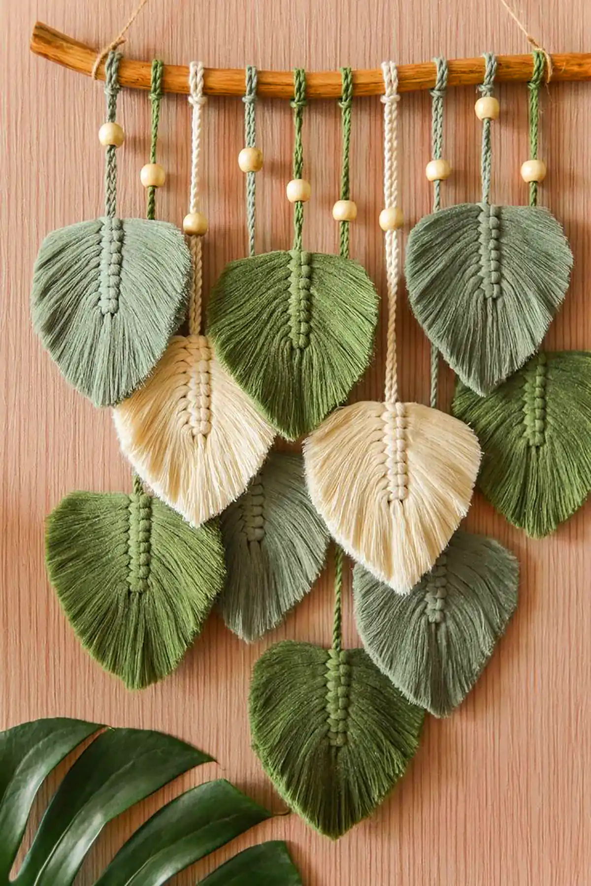 دیوارکوب مکرومه برگ سبز 