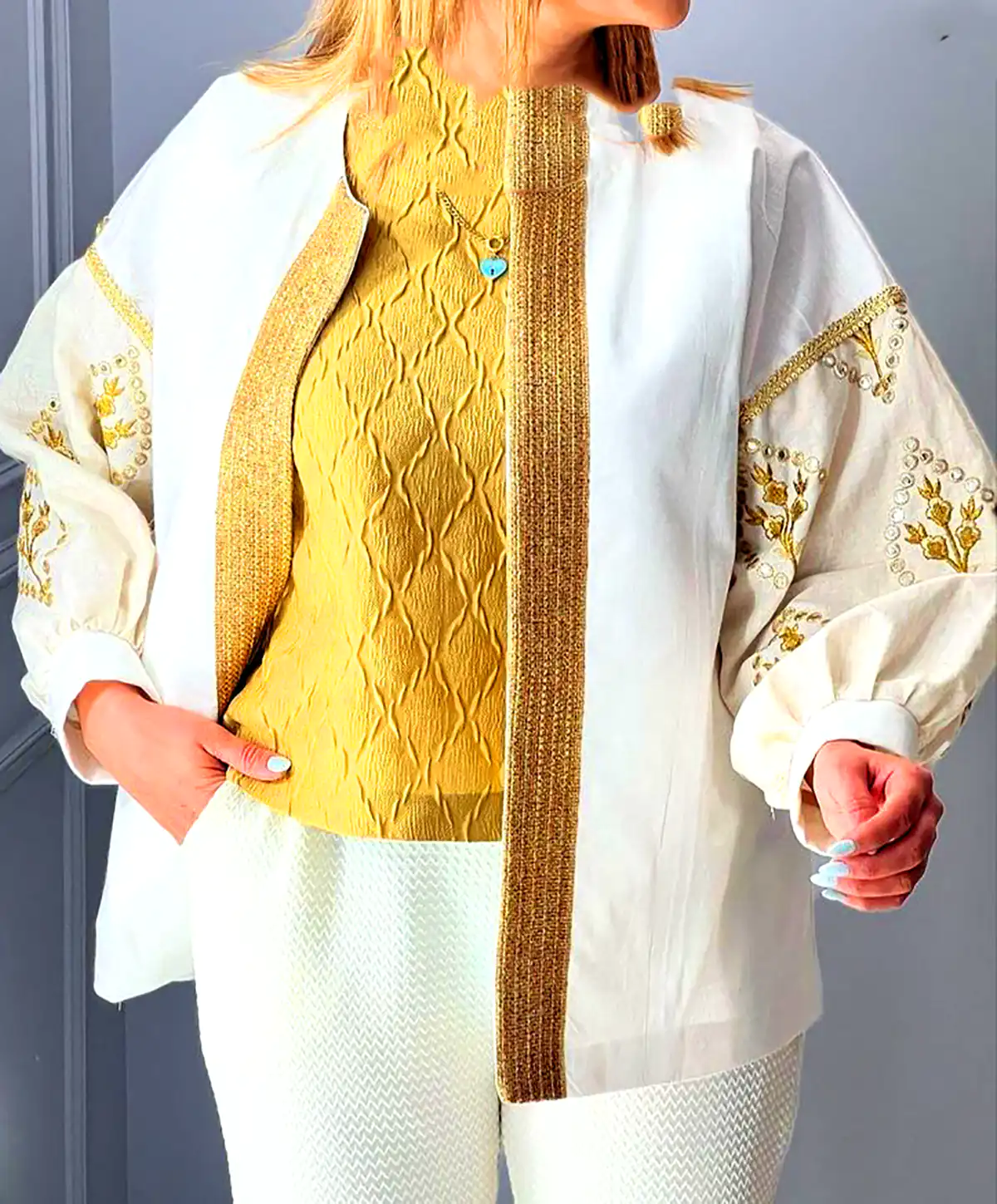 مانتو زنانه کوتاه کژوال