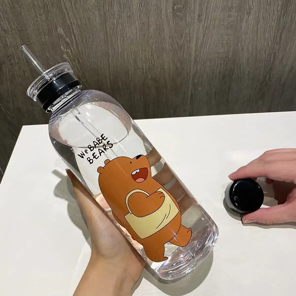 ماگ شیشه‌ای ساده و جذاب