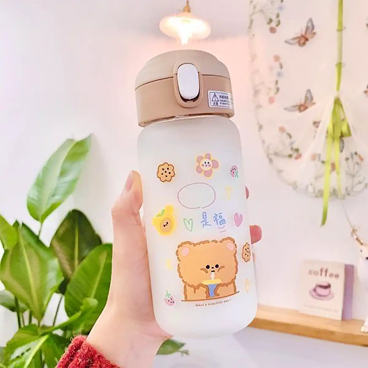 ماگ شیشه‌ای شفاف و زیبا