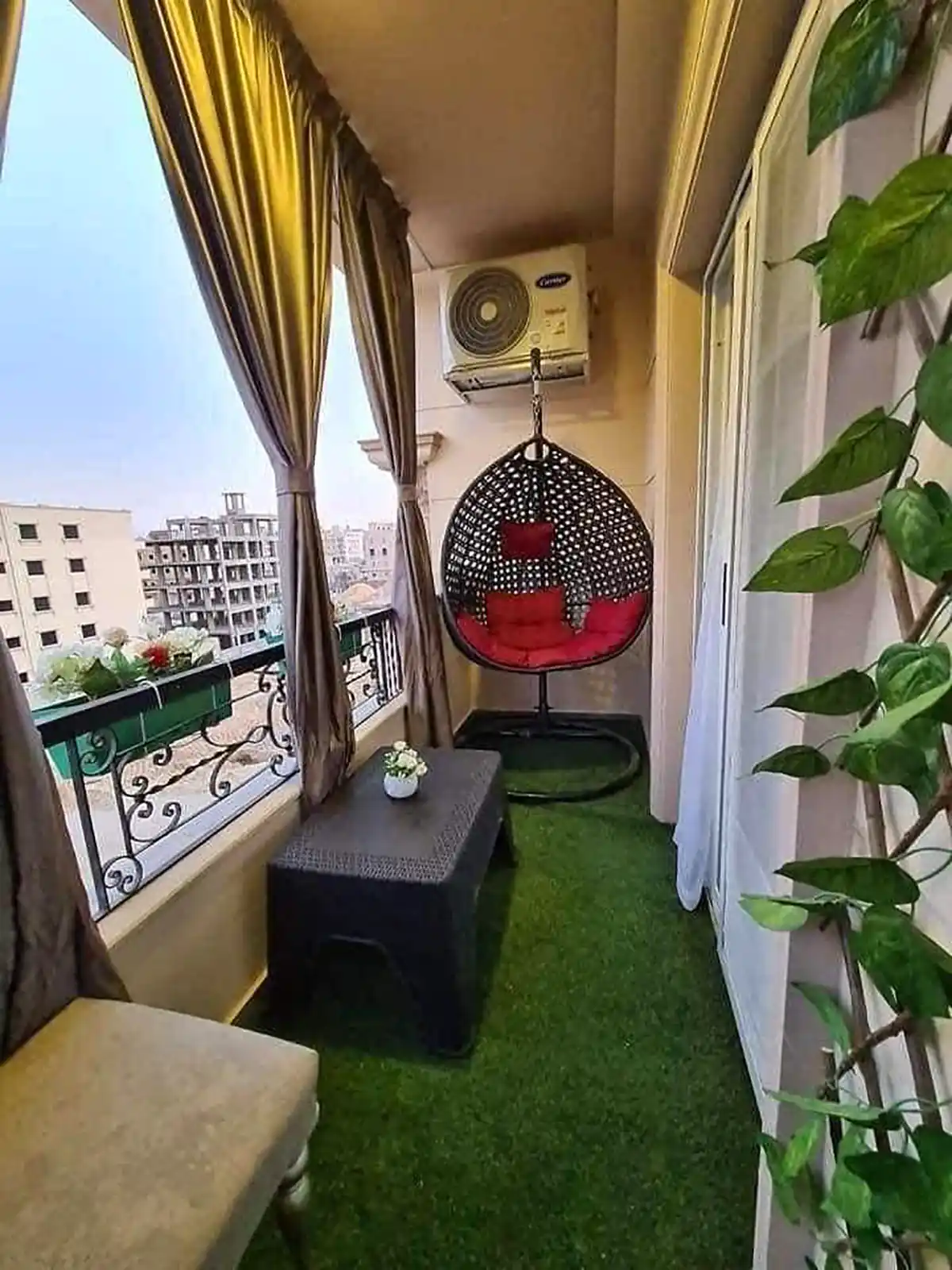 فضای راحت در تراس