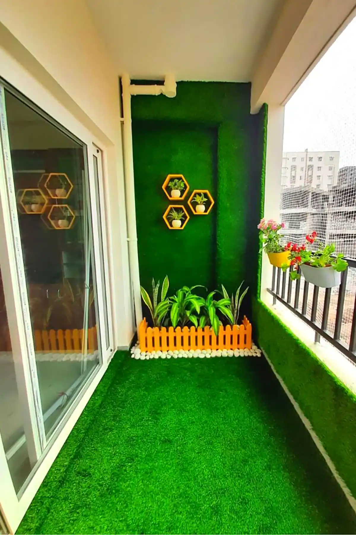فضای راحت در تراس
