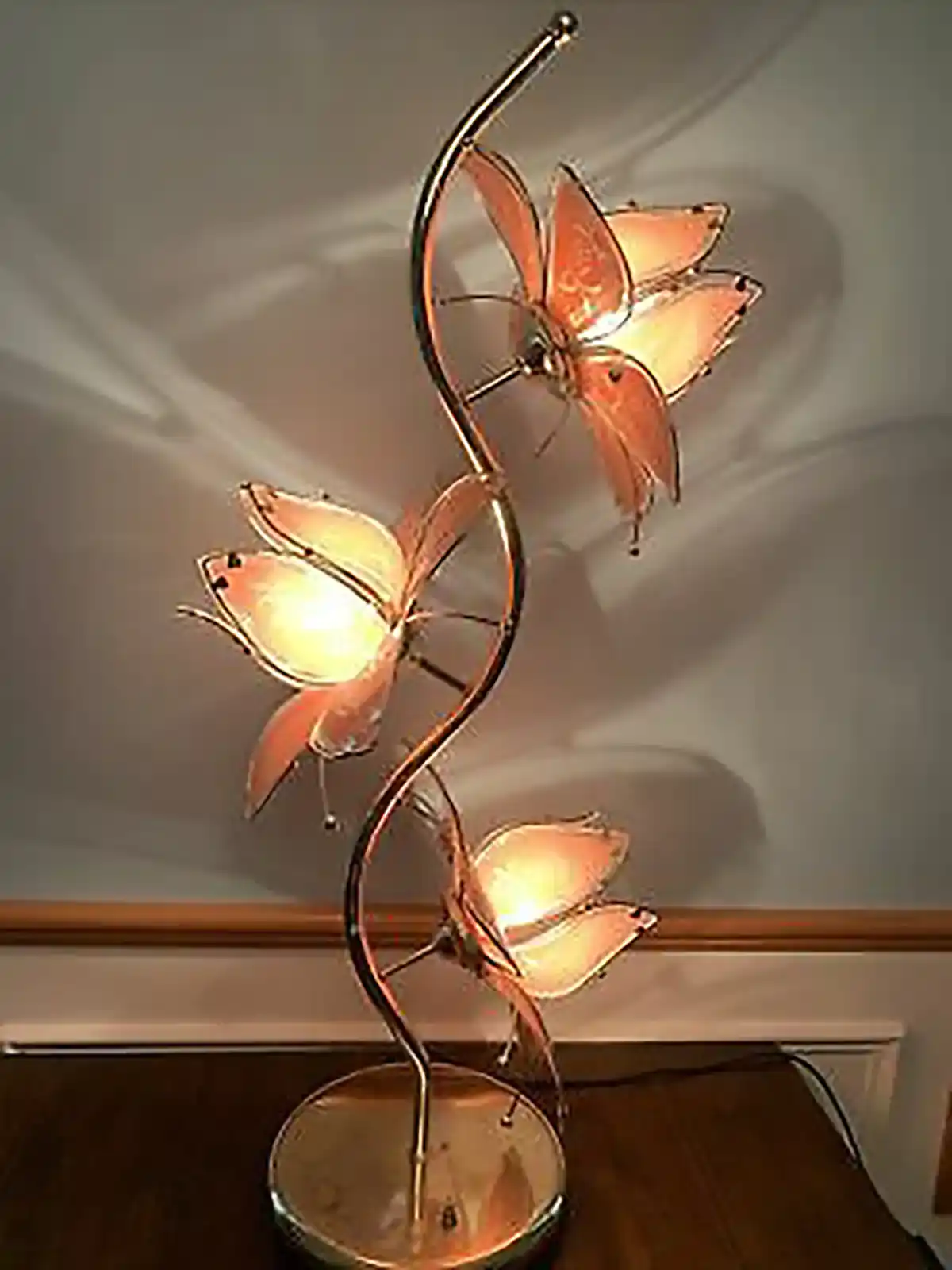 چراغ خواب رومیزی طرح گل