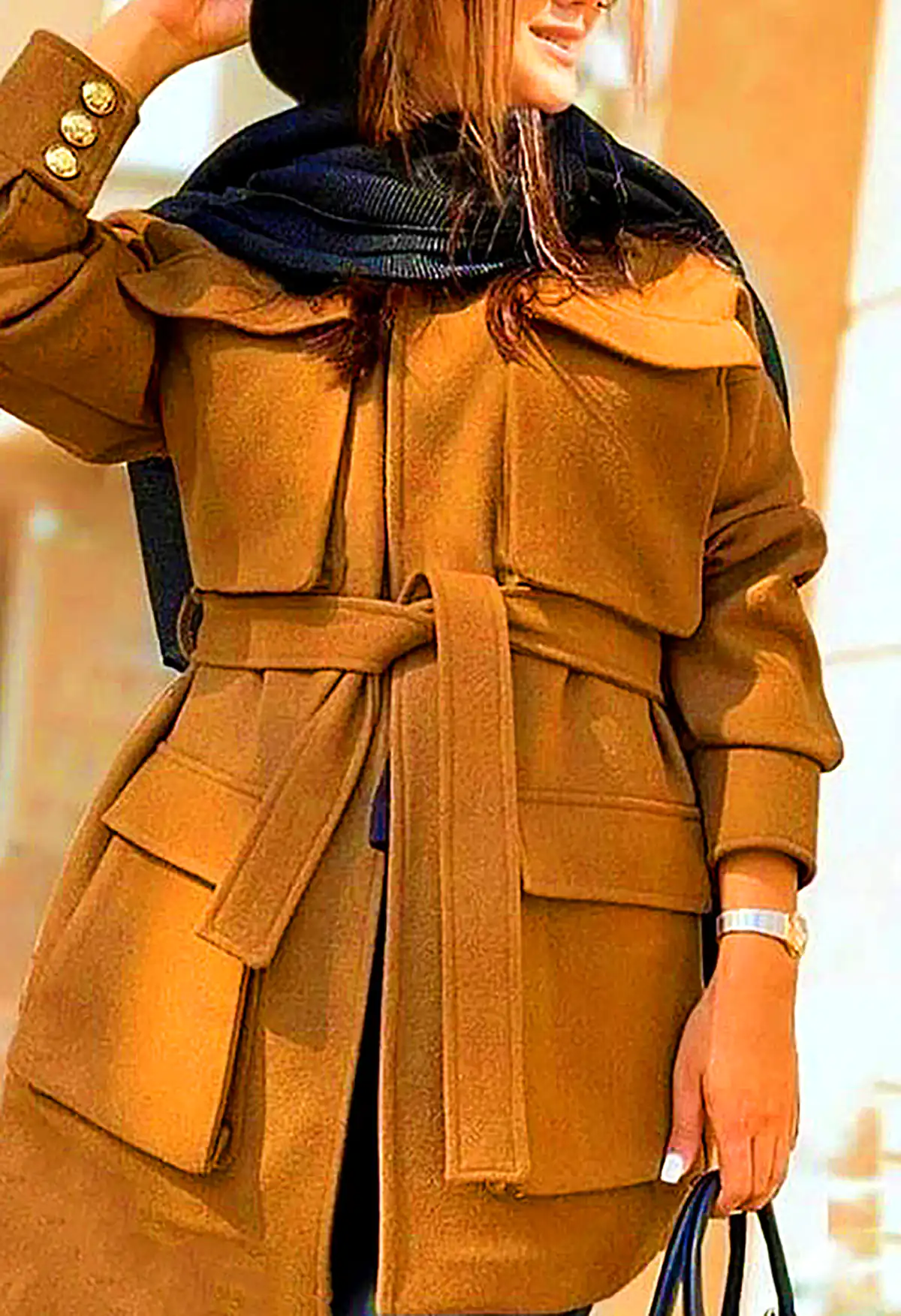 پالتو مخمل شتری (جدیدترین مدل های ترند امسال ۱۴۰۴ - ۲۰۲۵) پالتو مخمل شتری