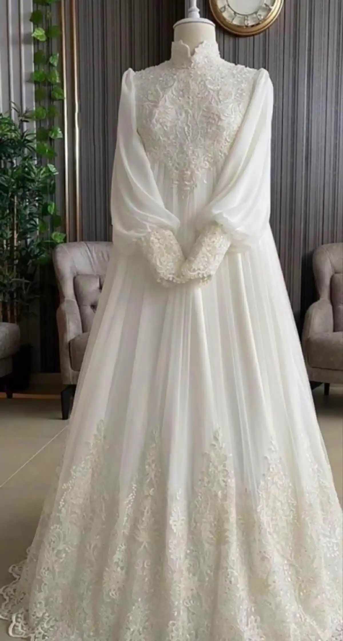 لباس عروس پوشیده ساده و رنگی