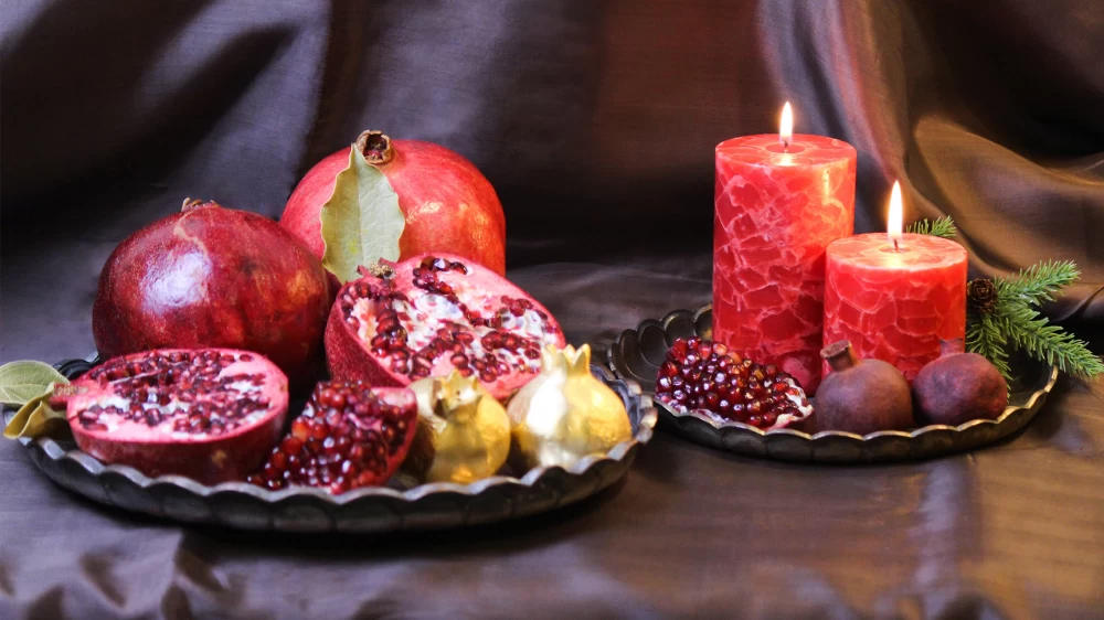 دلیل خوردن انار در شب یلدا