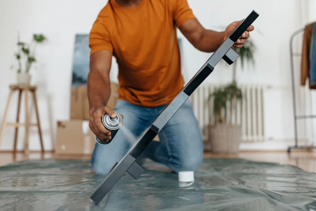 چگونه ام دی اف روکش دار را با اسپری رنگ کنیم؟