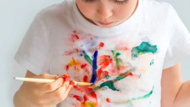 پاک کردن گواش از روی لباس و موکت با 3 روش ساده (2 ترفند عالی)