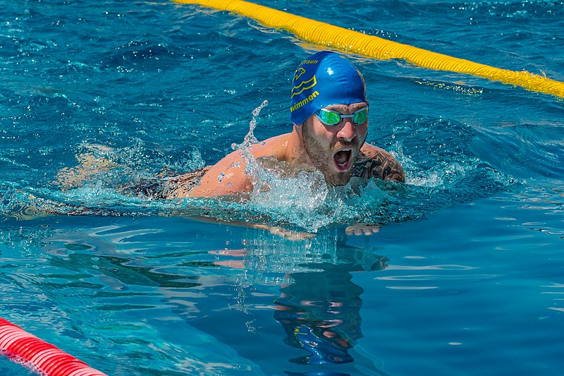 تعبیر خواب شنا🏊 (کامل و رایگان | از نظر معبران و موضوعات مختلف)
