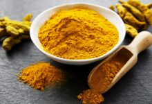 روش پاک کردن زردچوبه از روی مبل و فرش