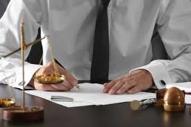 لیست وکلای خرم‌آباد + آدرس و تلفن