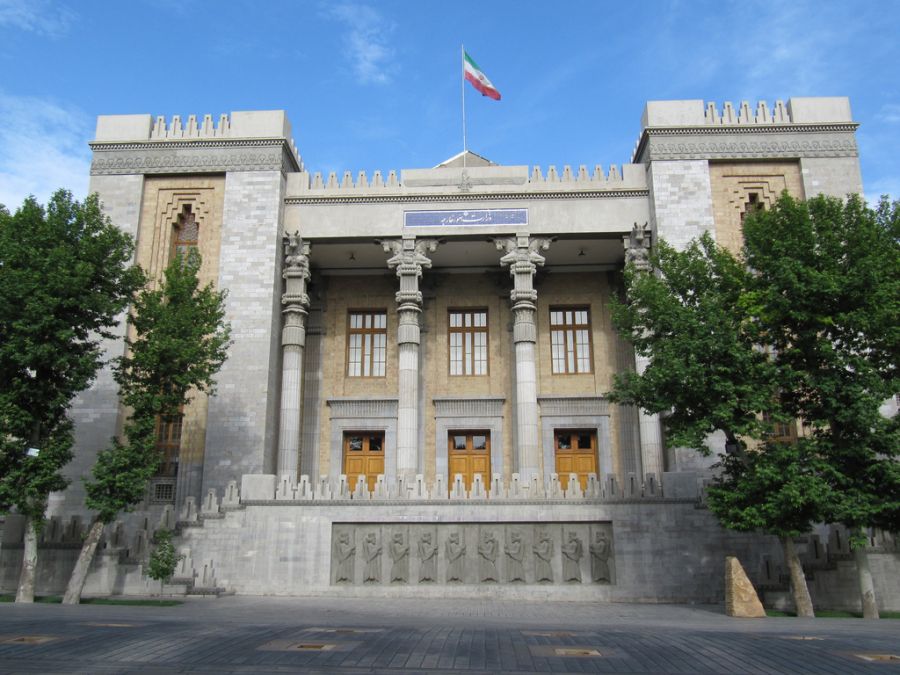لیست کامل وزارت خانه ها در تهران همراه با آدرس و تلفن لیست کامل وزارت خانه ها در تهران همراه با آدرس و تلفن
